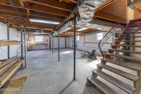 Tiny photo for 781 West Lane, Lenoir City, TN 37771 (MLS # 1325007)