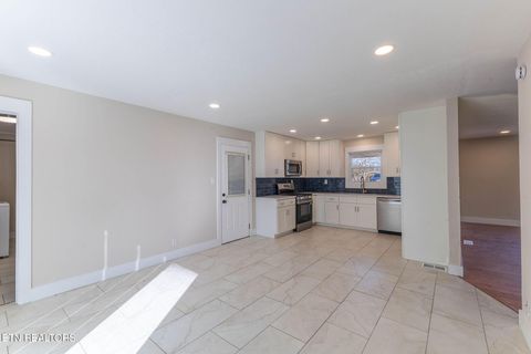 Tiny photo for 781 West Lane, Lenoir City, TN 37771 (MLS # 1325007)