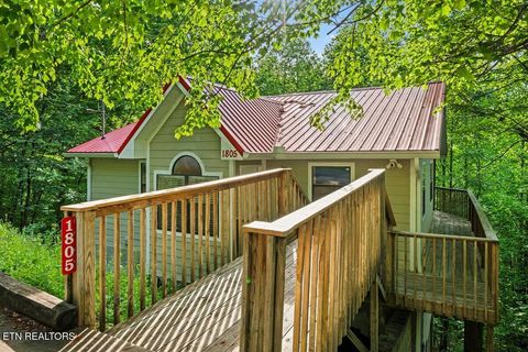 Photo of 1805 Cherry View Lane, Sevierville, TN 37876 (MLS # 1342531)