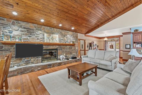 Tiny photo for 489 Fox Lake Lane, LaFollette, TN 37766 (MLS # 1319860)