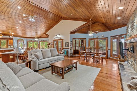 Tiny photo for 489 Fox Lake Lane, LaFollette, TN 37766 (MLS # 1319860)