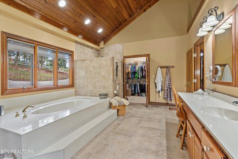 Tiny photo for 489 Fox Lake Lane, LaFollette, TN 37766 (MLS # 1319860)