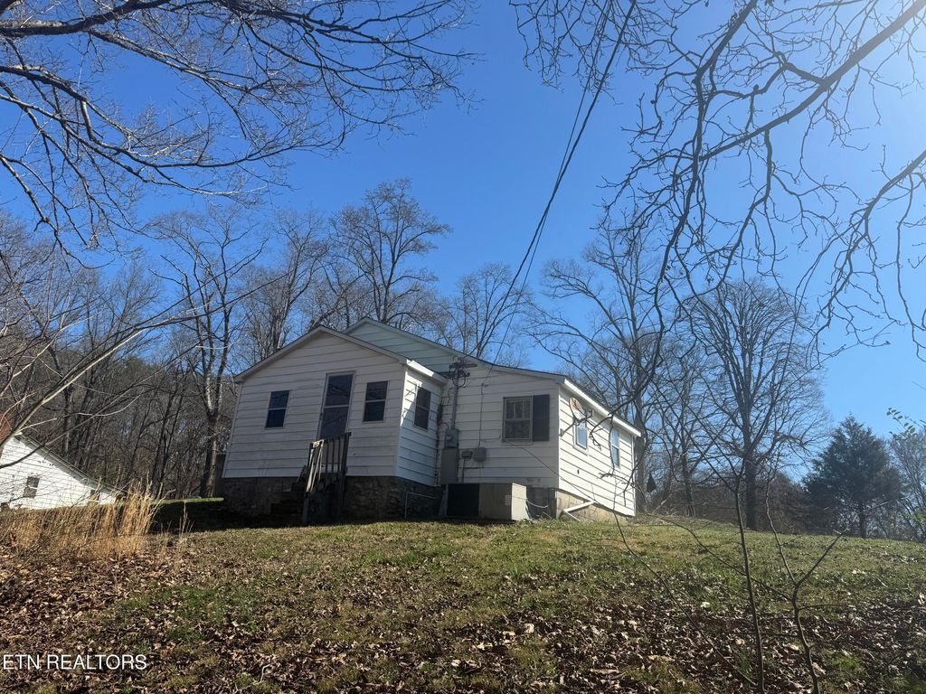 Photo of 2516 Roseberry Rd, Mascot, TN 37806 (MLS # 1332142)