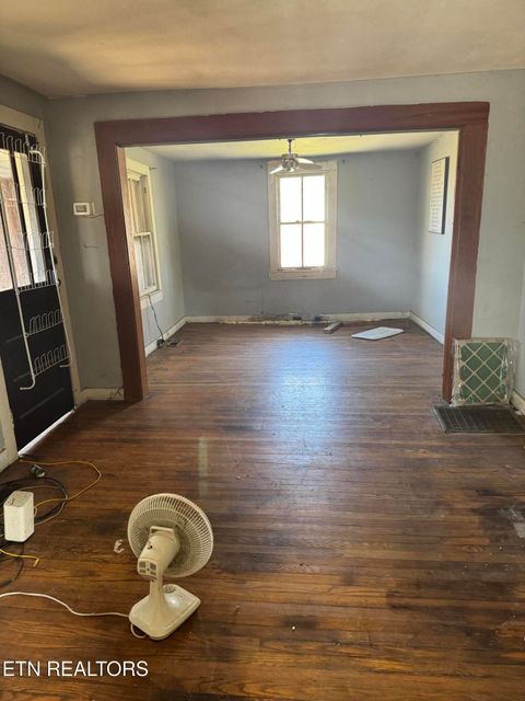 Tiny photo for 2516 Roseberry Rd, Mascot, TN 37806 (MLS # 1332142)