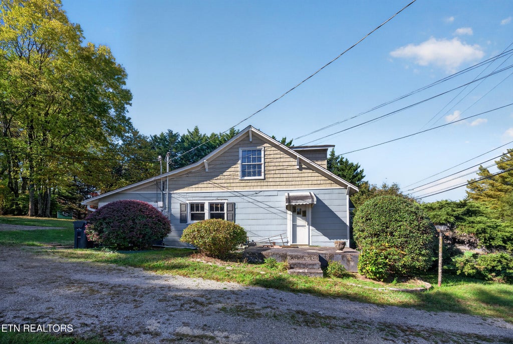 Photo of 4815 Pleasant Ridge Rd, Knoxville, TN 37912 (MLS # 1360577)