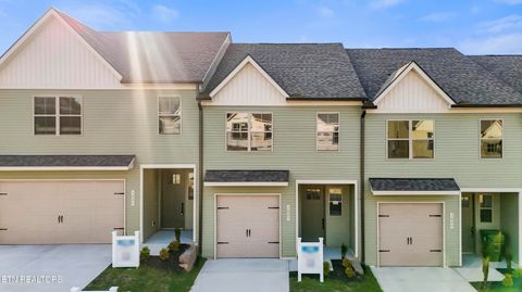 1807 Bennett Village Drive Maryville TN 37804