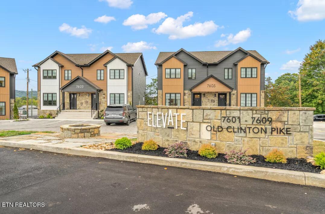 7601 Old Clinton Pike Pike