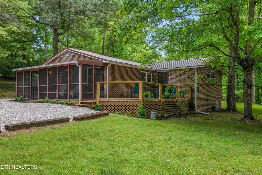 Photo of 112 Tanasi Lane, Andersonville, TN 37705 (MLS # 1341314)