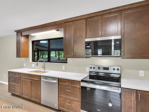 Tiny photo for 2024 Cravens Drive, Crossville, TN 38572 (MLS # 1334693)