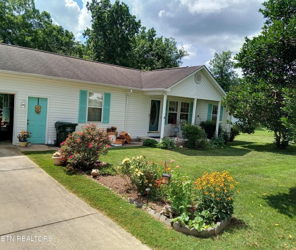 Photo of 41 Chelsea Drive, Crossville, TN 38555 (MLS # 1315456)