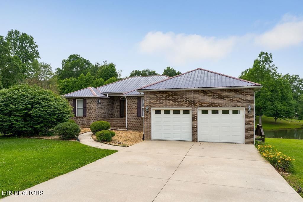 Photo of 296 IDLEWILD DR. Drive, Sparta, TN 38583 (MLS # 1323851)