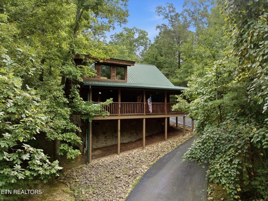 2738 MURRAY RIDGE RD, SEVIERVILLE, TN 37876 - Image b247955bded2cfb83fb089103bc8ab9f/2386402527