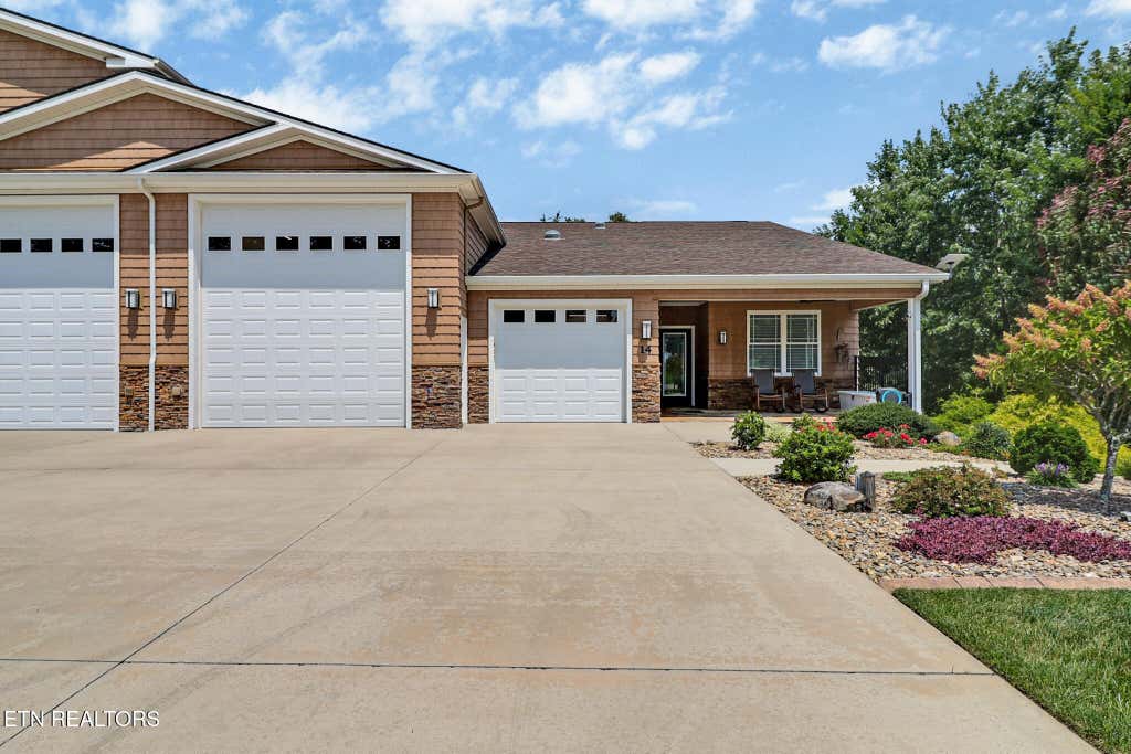 Photo of 14 Red Oak Drive, Crossville, TN 38555 (MLS # 1350866)
