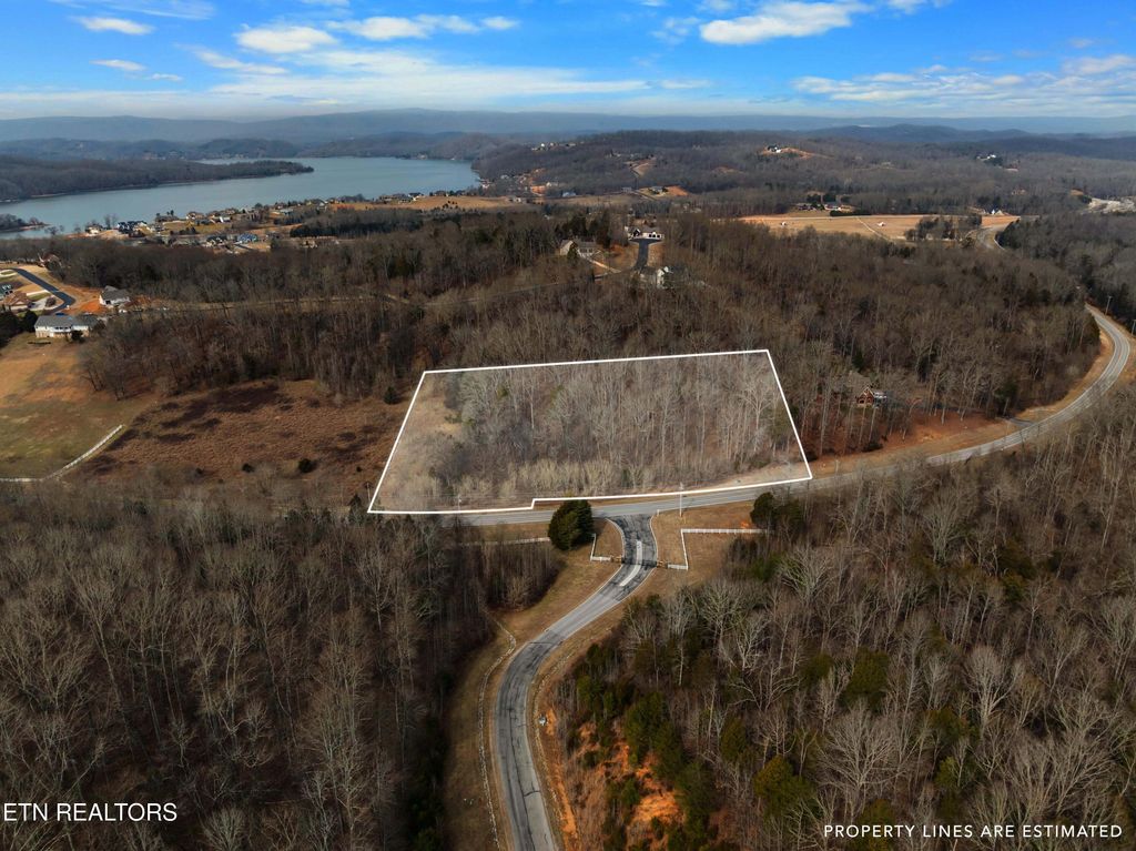 Photo of 1600 New Hope Rd, Rockwood, TN 37854 (MLS # 1328946)