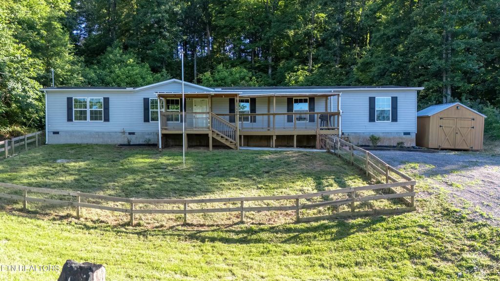 Photo of 1591 Trig Long Rd, Dandridge, TN 37725 (MLS # 1343629)