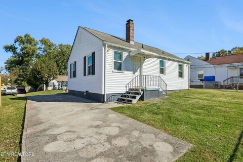 Tiny photo for 1906 Earl Ave, Knoxville, TN 37920 (MLS # 1359556)