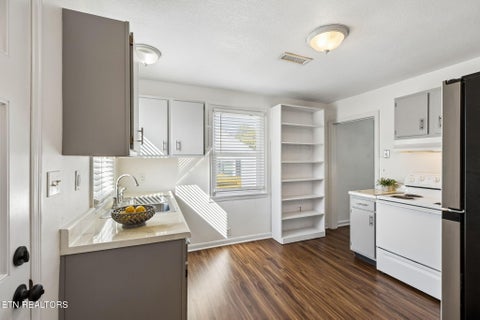 Tiny photo for 1906 Earl Ave, Knoxville, TN 37920 (MLS # 1359556)