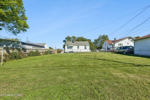 Tiny photo for 1906 Earl Ave, Knoxville, TN 37920 (MLS # 1359556)