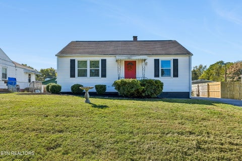 Photo of 1906 Earl Ave, Knoxville, TN 37920 (MLS # 1359556)