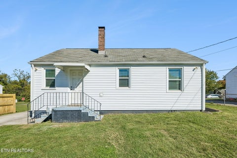 Tiny photo for 1906 Earl Ave, Knoxville, TN 37920 (MLS # 1359556)