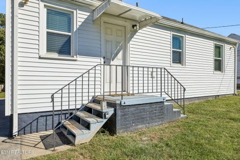 Tiny photo for 1906 Earl Ave, Knoxville, TN 37920 (MLS # 1359556)