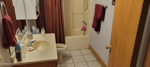 Tiny photo for 151 Rolen Rd, New Tazewell, TN 37825 (MLS # 1344222)