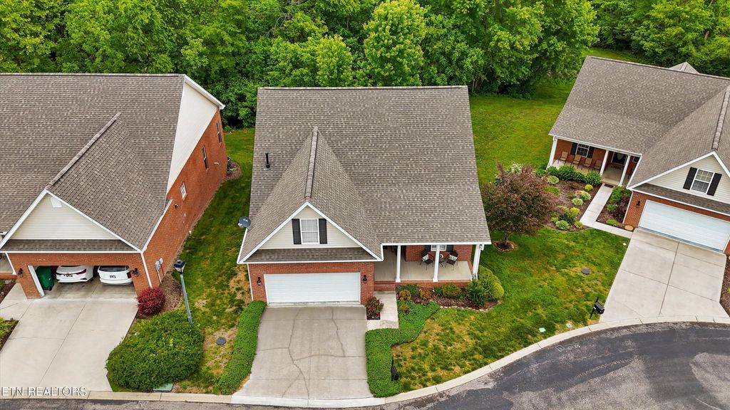 Photo of 4647 Oak Meadow Way, Knoxville, TN 37918 (MLS # 1340449)