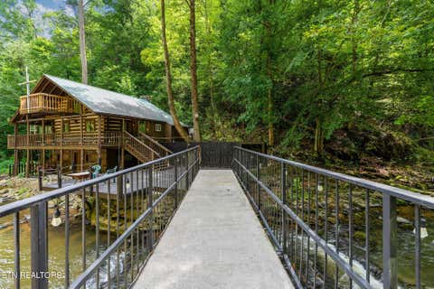 Tiny photo for 2171 Wears Valley Rd, Sevierville, TN 37862 (MLS # 1348952)