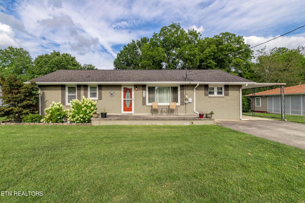 Photo of 213 Willowbrook Drive, Kingston, TN 37763 (MLS # 1311868)