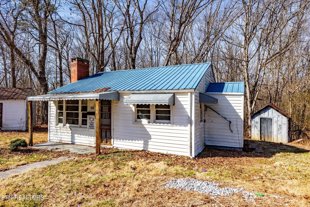 Photo of 515 Millers Chapel Rd, Greeneville, TN 37745 (MLS # 1337794)
