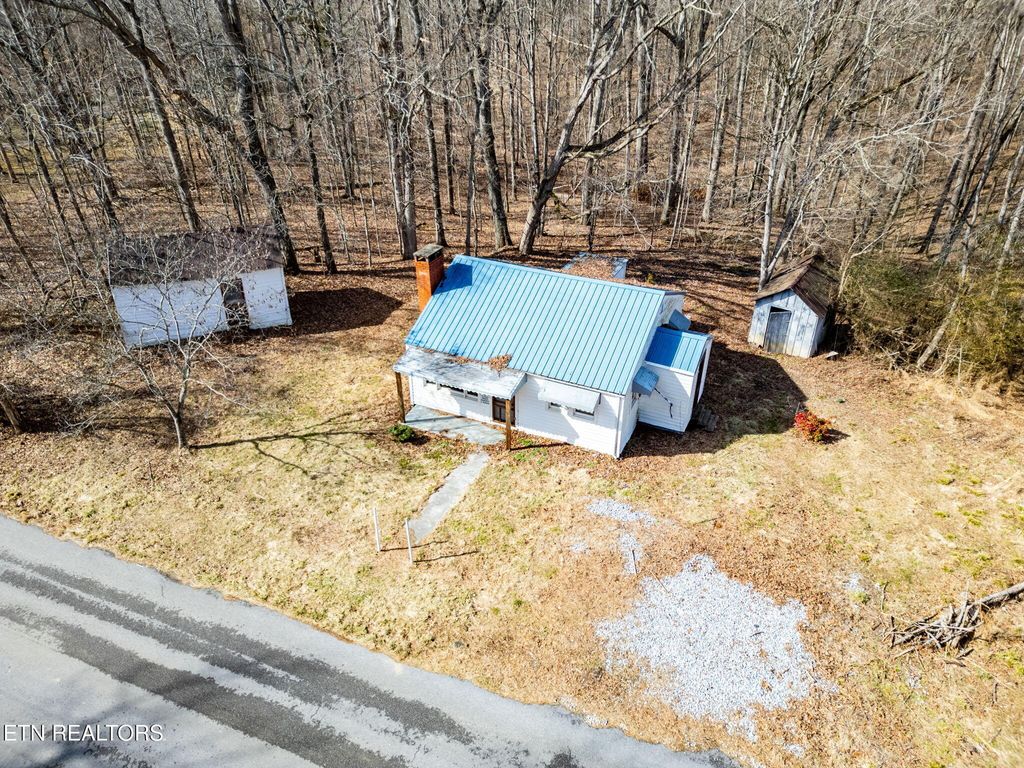 Photo of 515 Millers Chapel Rd, Greeneville, TN 37745 (MLS # 1337794)