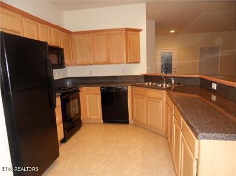 Tiny photo for 114 Hardinberry St, Oak Ridge, TN 37830 (MLS # 1341342)