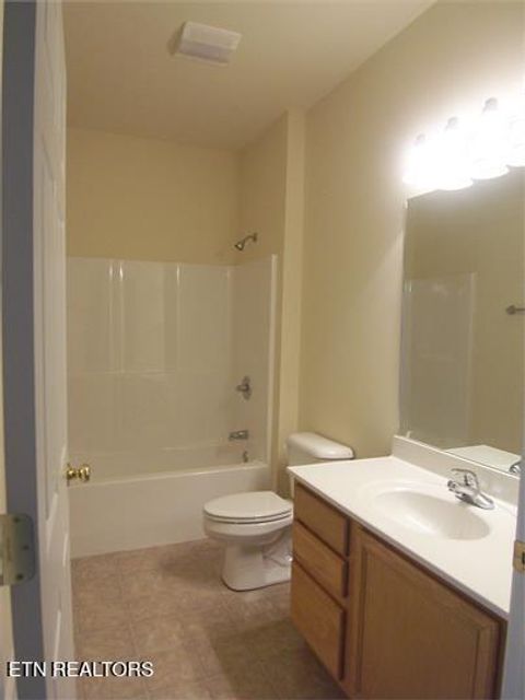 Tiny photo for 114 Hardinberry St, Oak Ridge, TN 37830 (MLS # 1341342)