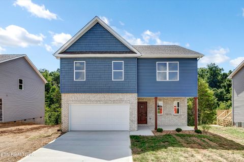 Single Family Residence in Maryville TN 153 Eleanor Davis Drive.jpg