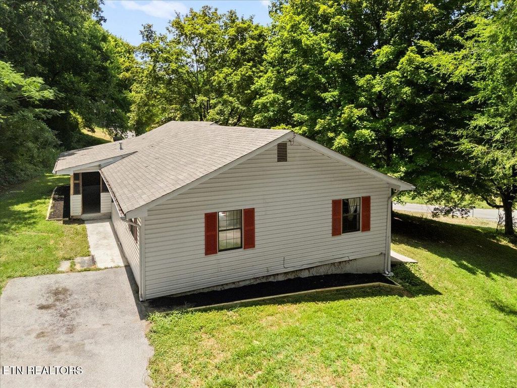 Photo of 2486 Smallen Rd, Loudon, TN 37774 (MLS # 1308050)