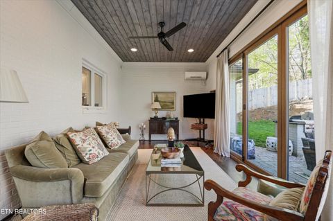 Tiny photo for 1539 Agawela Ave, Knoxville, TN 37919 (MLS # 1335965)