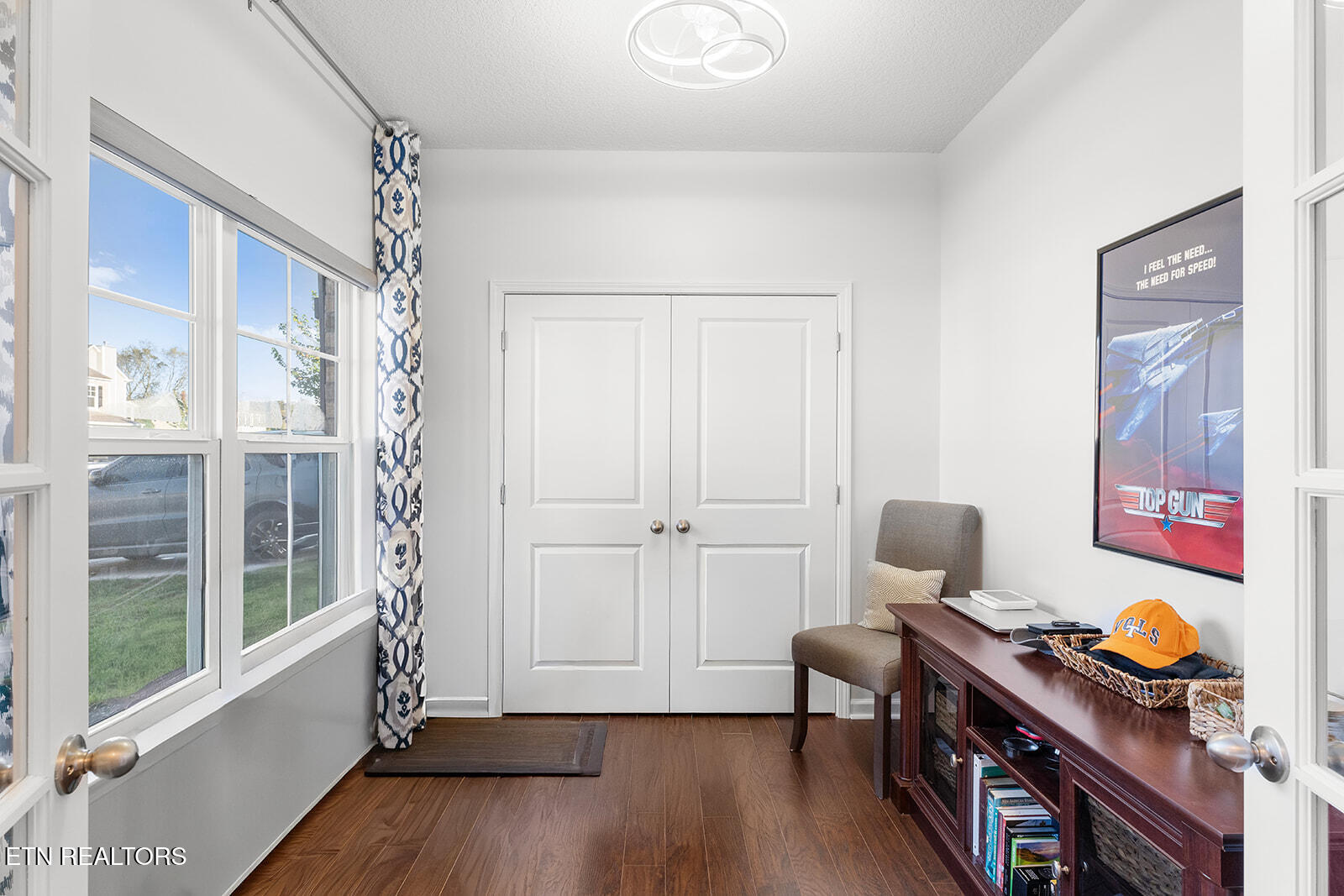 1063 Hampton Place Circle