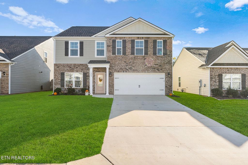 Photo of 1063 Hampton Place Circle, Loudon, TN 37774 (MLS # 1318944)