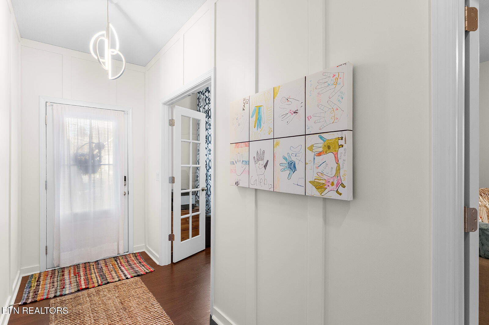 1063 Hampton Place Circle