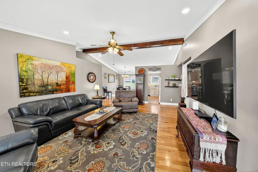 Photo of 7527 Silveredge Rd, Knoxville, TN 37918 (MLS # 1337256)