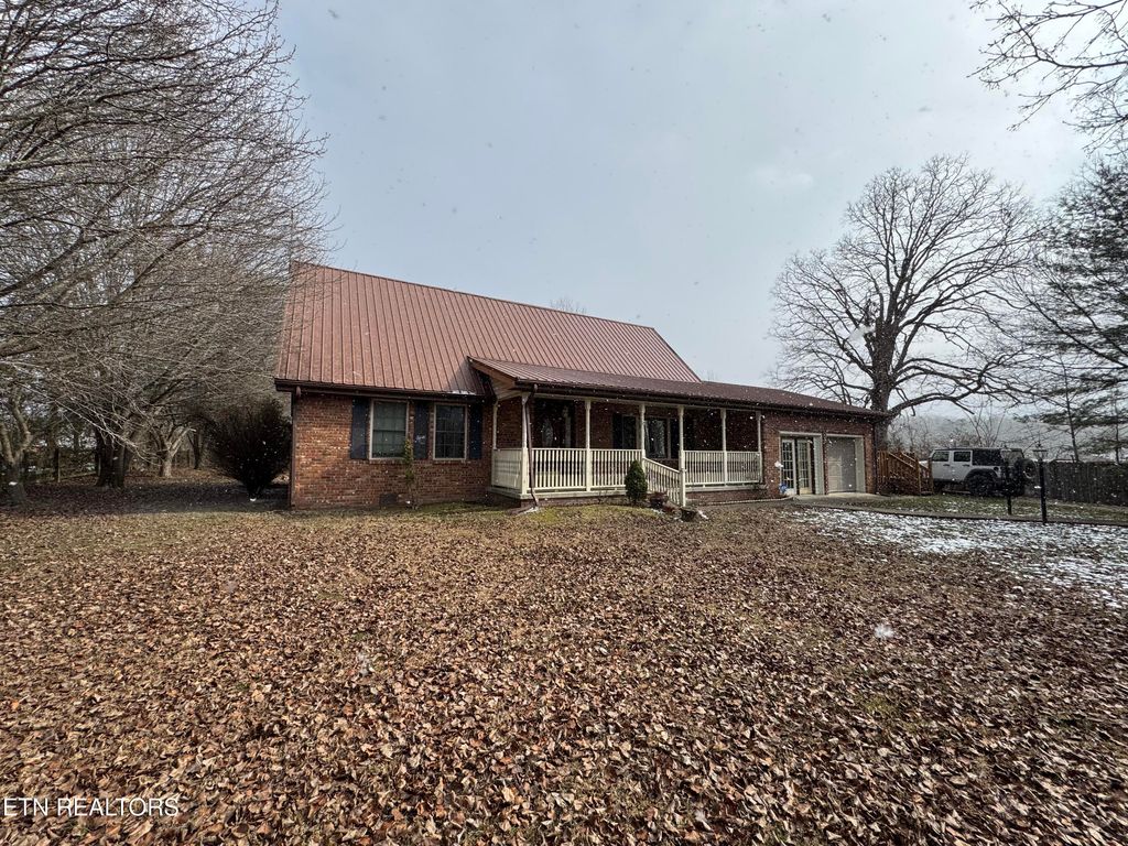 Photo of 233 Hickory Mill Rd, Huntsville, TN 37756 (MLS # 1288794)