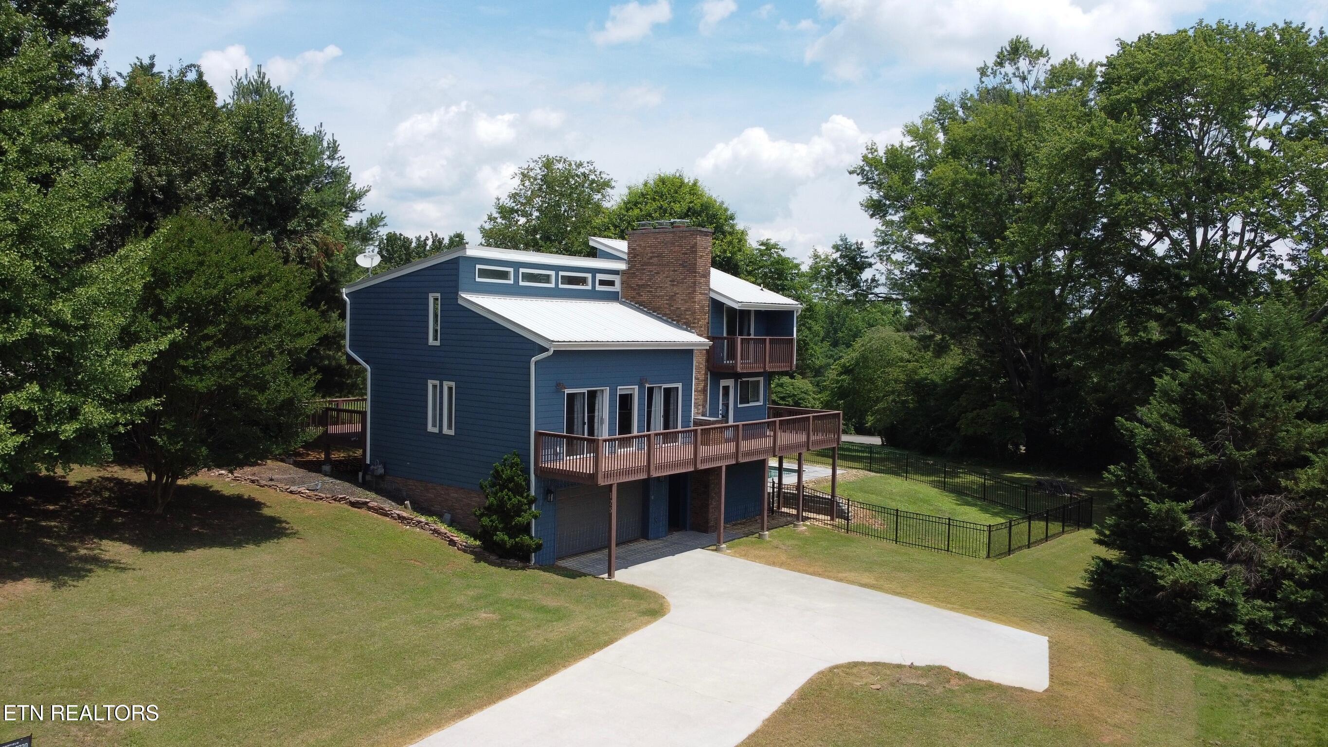 125 Orchard Crest Circle