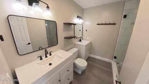 Tiny photo for 125 Orchard Crest Circle, Clinton, TN 37716 (MLS # 1343941)