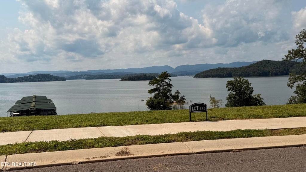Photo of 235 Rusty Row, Morristown, TN 37814 (MLS # 1352239)