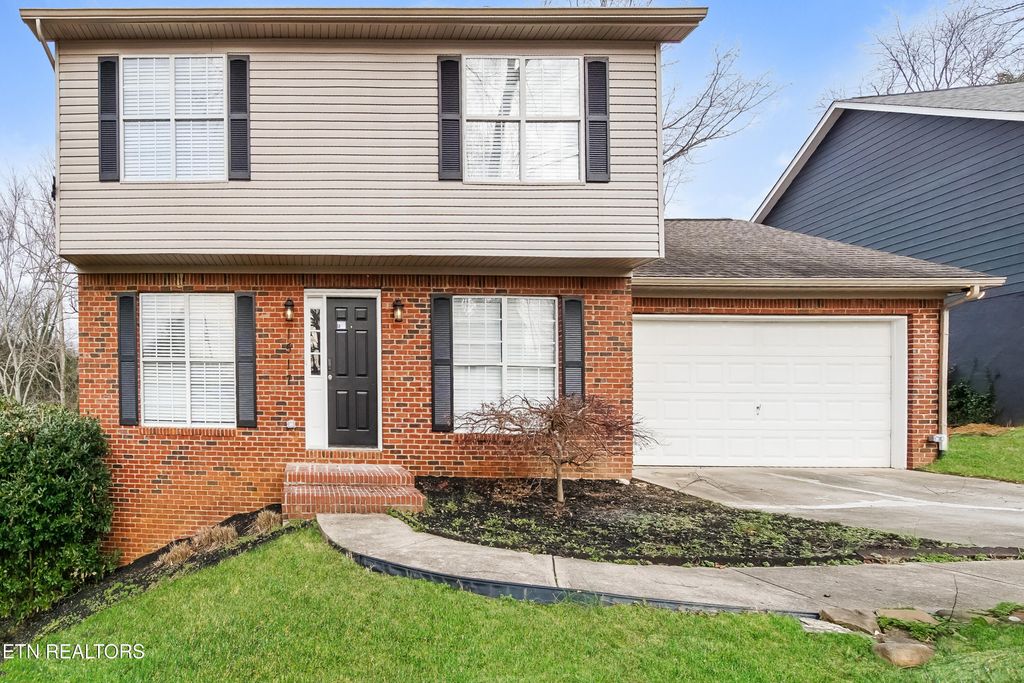 Photo of 1517 Randall Park Drive, Knoxville, TN 37922 (MLS # 1325912)