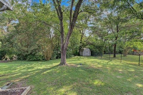 Tiny photo for 5408 Stoneoak Lane, Knoxville, TN 37920 (MLS # 1355861)