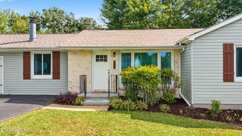 Tiny photo for 5408 Stoneoak Lane, Knoxville, TN 37920 (MLS # 1355861)