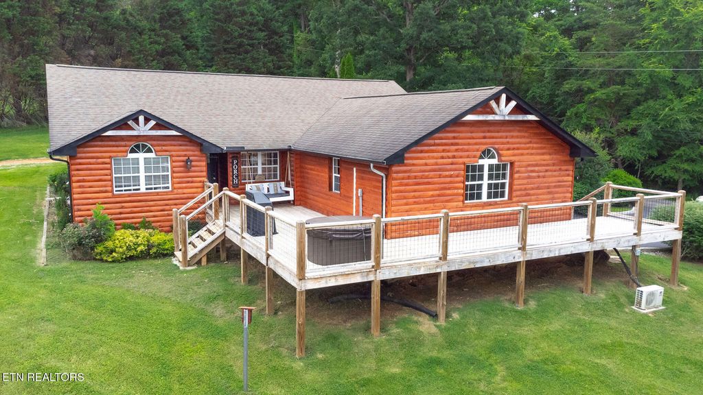 Photo of 3307 Valley High Rd, Sevierville, TN 37862 (MLS # 1338887)