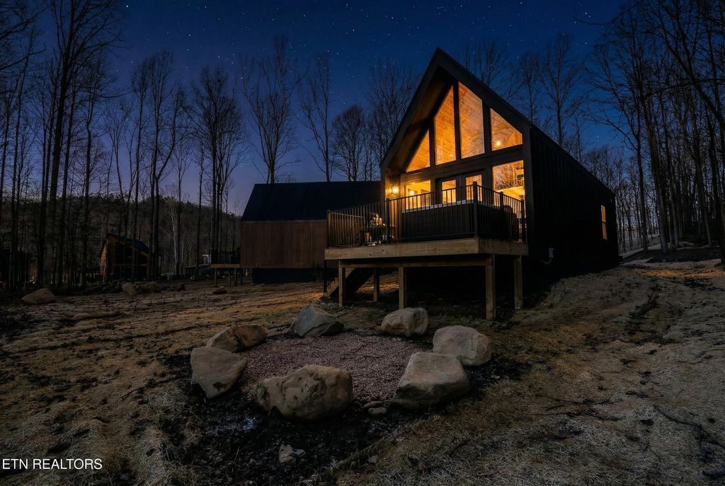 Photo of 204234 Braydens Way, Gatlinburg, TN 37738 (MLS # 1319126)