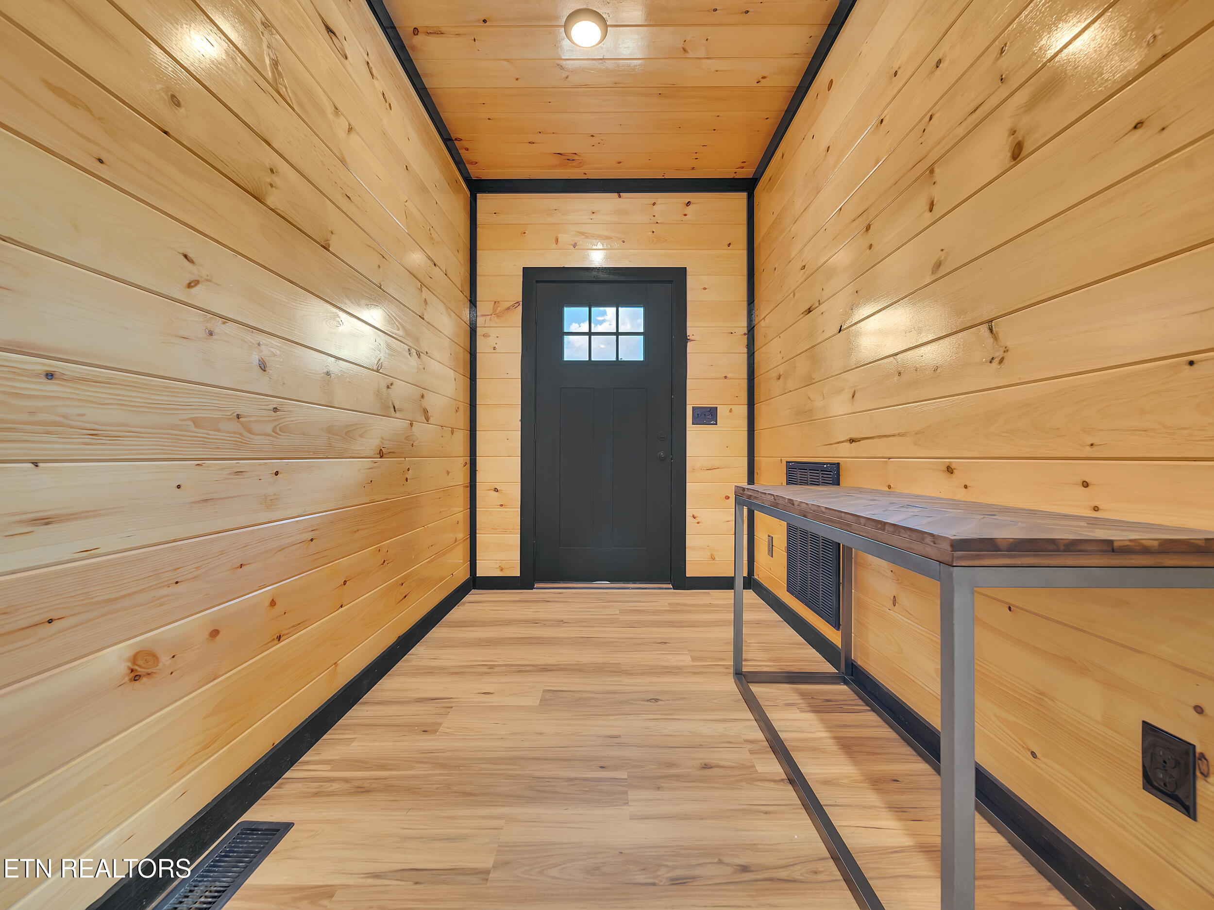 3139 Cherokee Vly Drive
